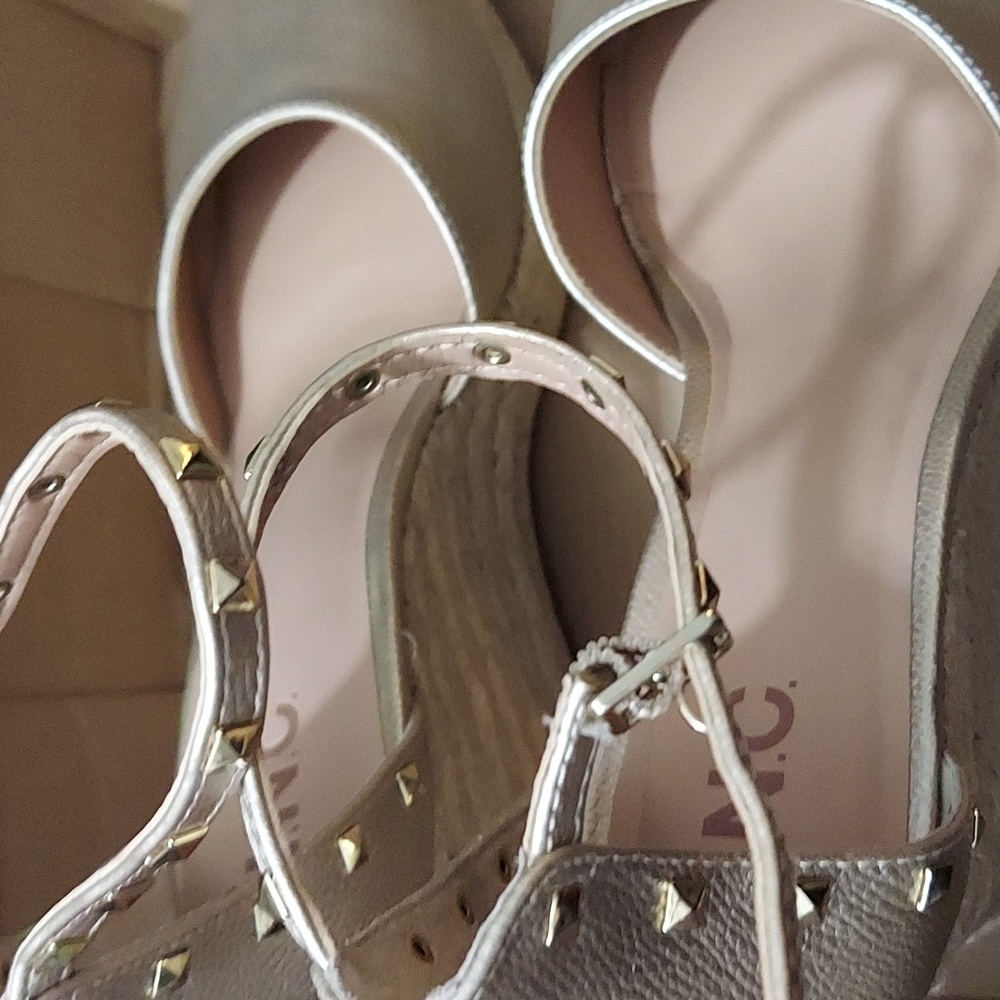 PRODUCT Inc International Concepts Masin Closed-Toe Wedge Espadrilles,Used once - Picture 4 of 8